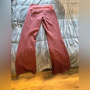 Lululemon original Groove flare size 8